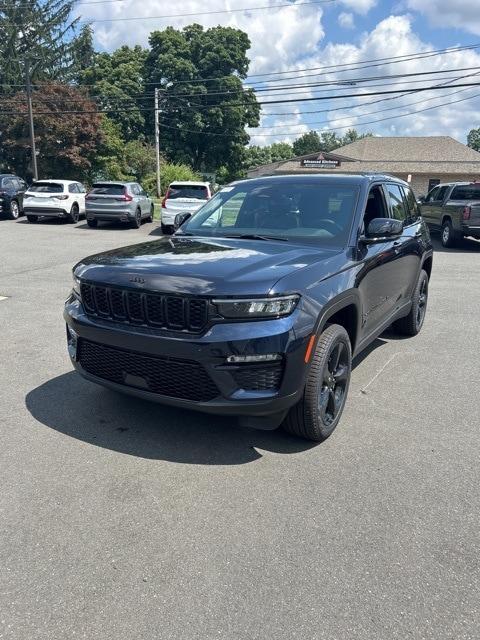 new 2024 Jeep Grand Cherokee car, priced at $53,700