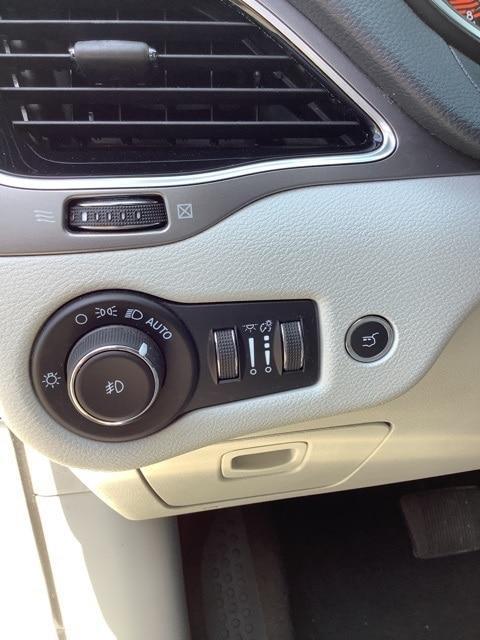 used 2021 Jeep Cherokee car, priced at $26,935