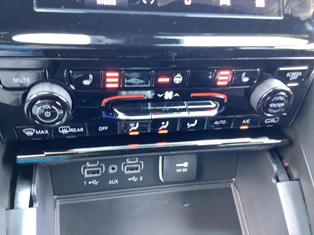 new 2025 Jeep Grand Cherokee car, priced at $46,230