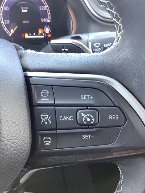 used 2023 Jeep Grand Cherokee car, priced at $31,988