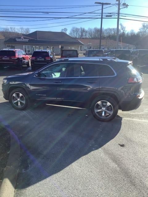 used 2019 Jeep Cherokee car, priced at $18,488