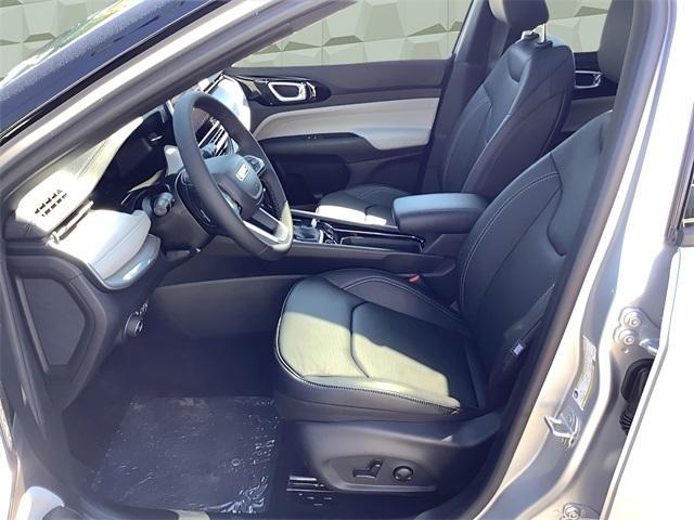 new 2025 Jeep Compass car, priced at $40,885