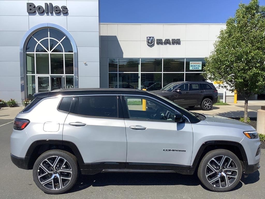 new 2025 Jeep Compass car, priced at $40,885