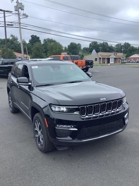 new 2024 Jeep Grand Cherokee car, priced at $51,247