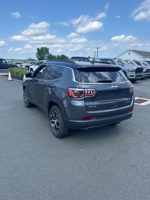 new 2024 Jeep Compass car, priced at $38,103