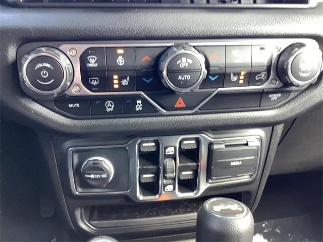 new 2025 Jeep Wrangler car, priced at $50,675