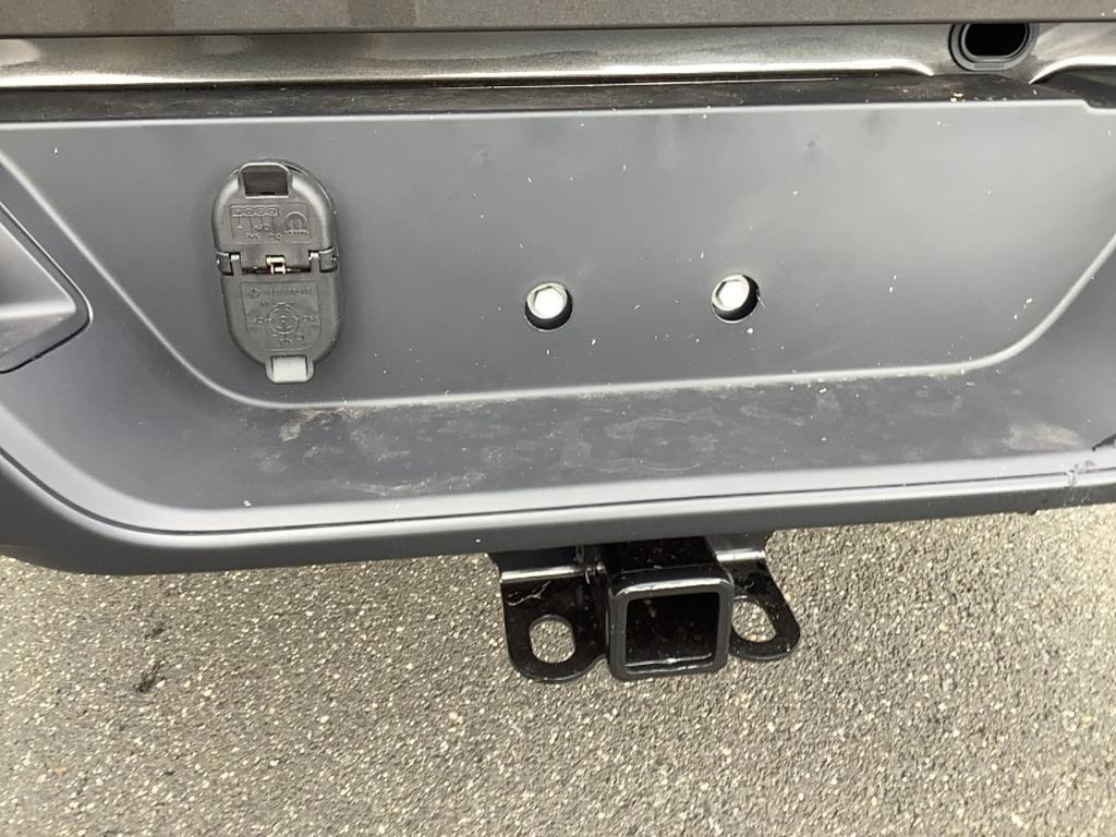 new 2026 Jeep Gladiator car, priced at $50,666