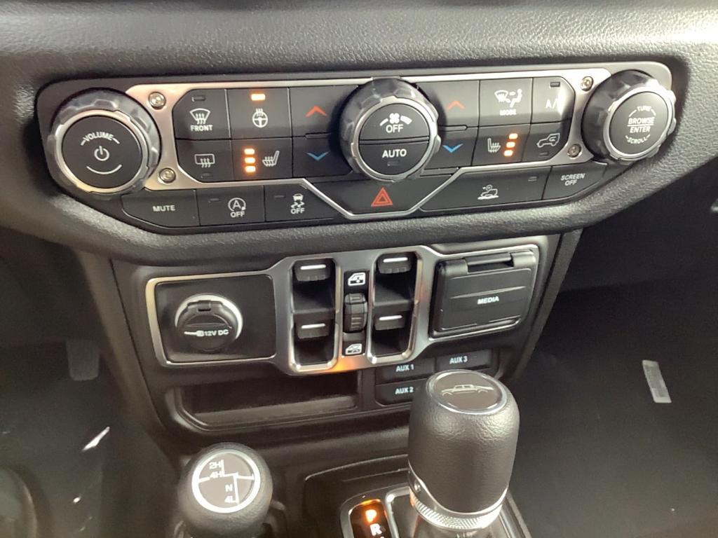 new 2026 Jeep Gladiator car, priced at $50,666