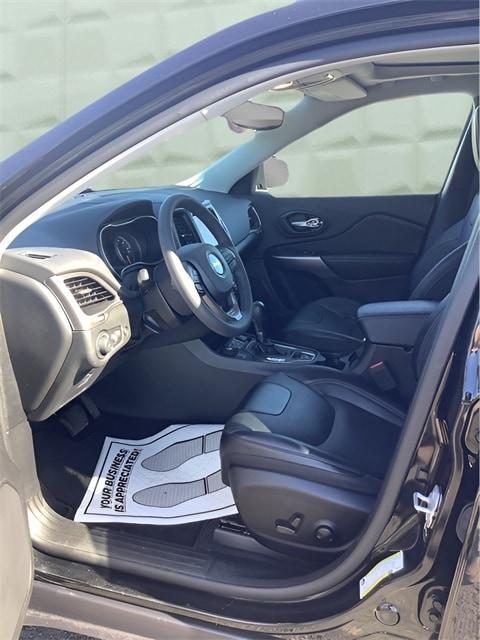 used 2022 Jeep Cherokee car, priced at $23,885