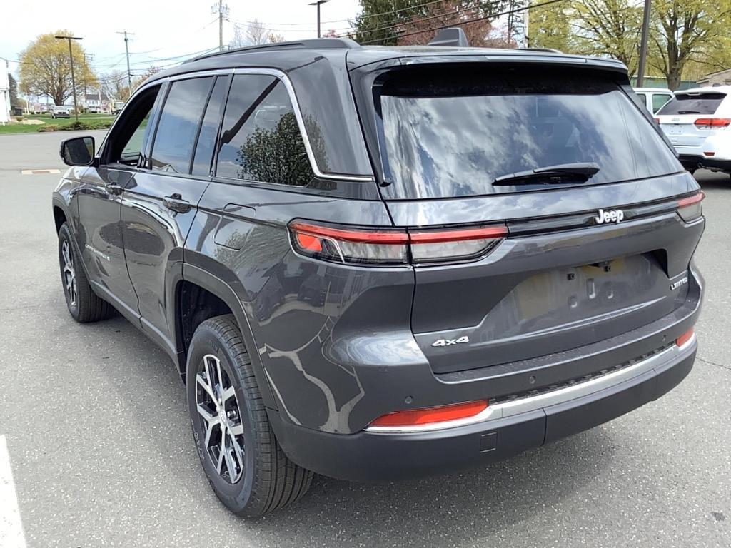 new 2025 Jeep Grand Cherokee car, priced at $48,506