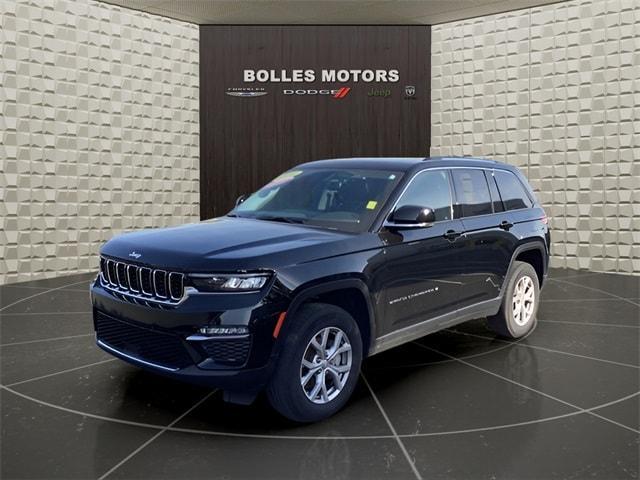 used 2022 Jeep Grand Cherokee car, priced at $34,850