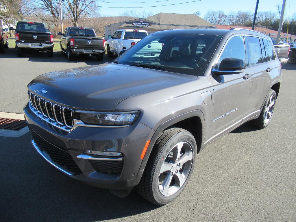 new 2024 Jeep Grand Cherokee 4xe car, priced at $66,648