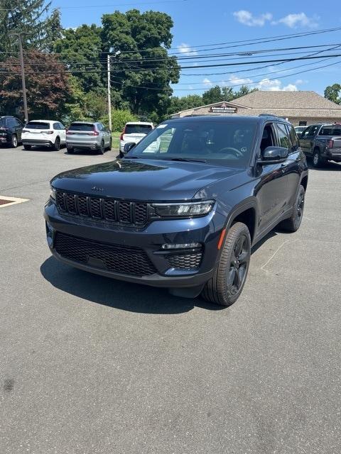 new 2024 Jeep Grand Cherokee car, priced at $53,700