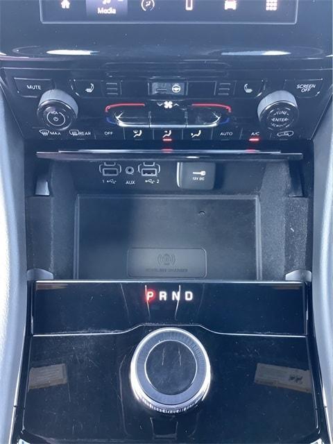 used 2022 Jeep Grand Cherokee L car, priced at $34,998
