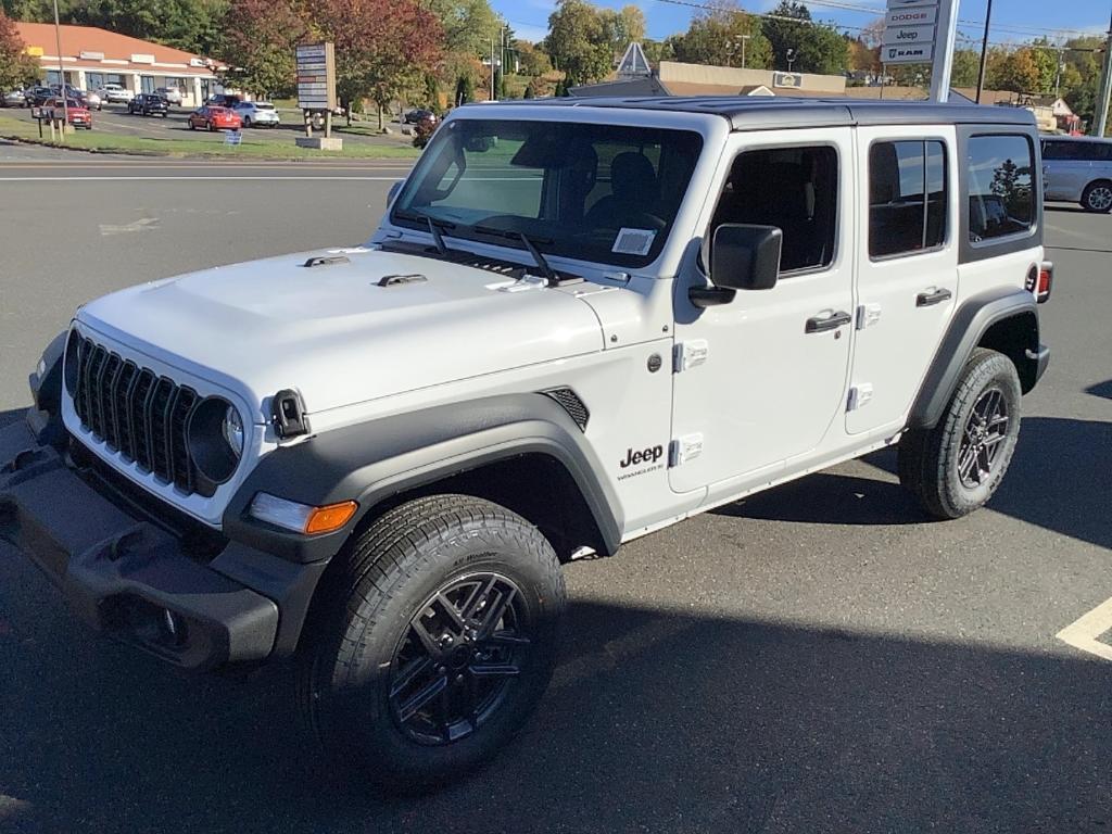 new 2026 Jeep Wrangler car, priced at $47,801