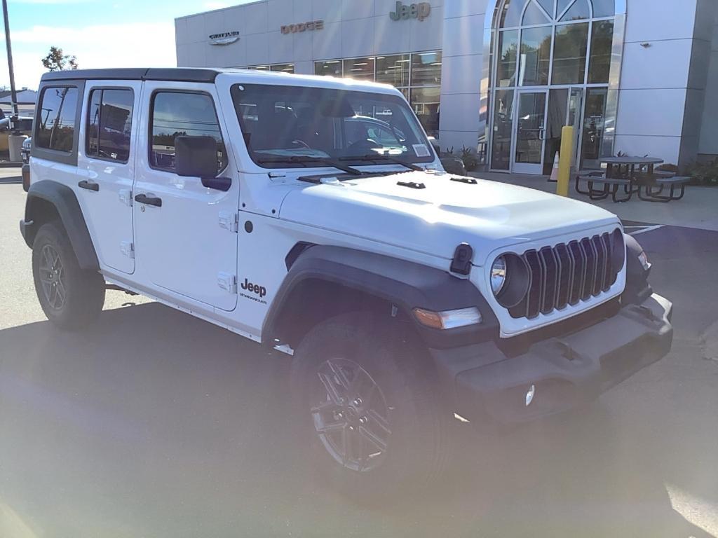 new 2026 Jeep Wrangler car, priced at $47,801