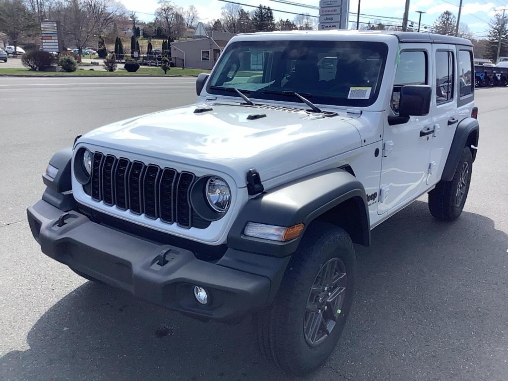 new 2025 Jeep Wrangler car, priced at $48,322