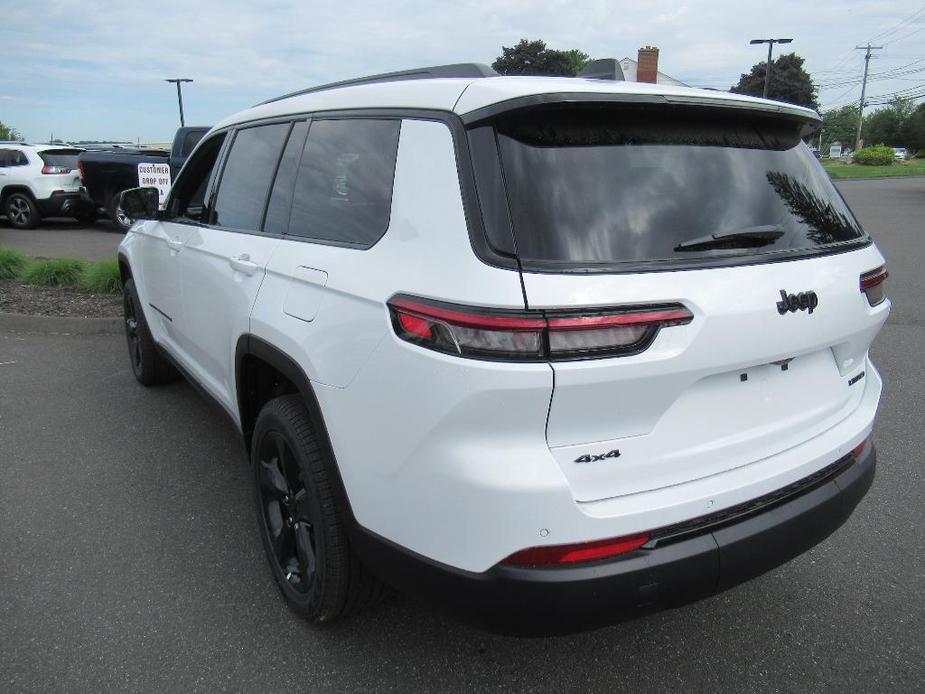 new 2024 Jeep Grand Cherokee L car, priced at $54,433