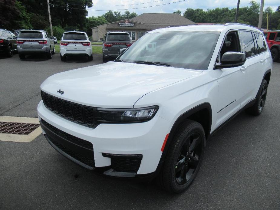 new 2024 Jeep Grand Cherokee L car, priced at $54,433