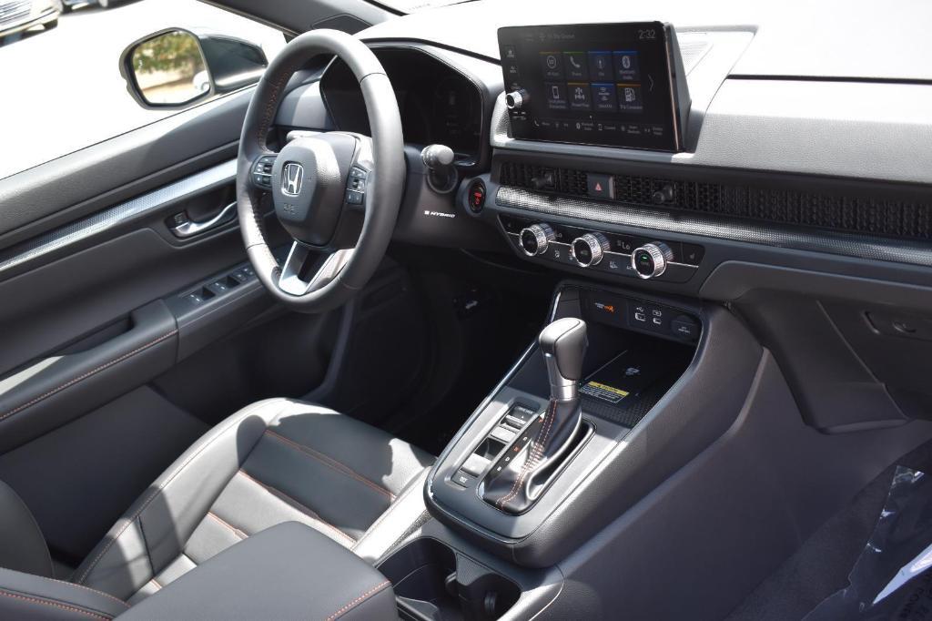 new 2025 Honda CR-V Hybrid car