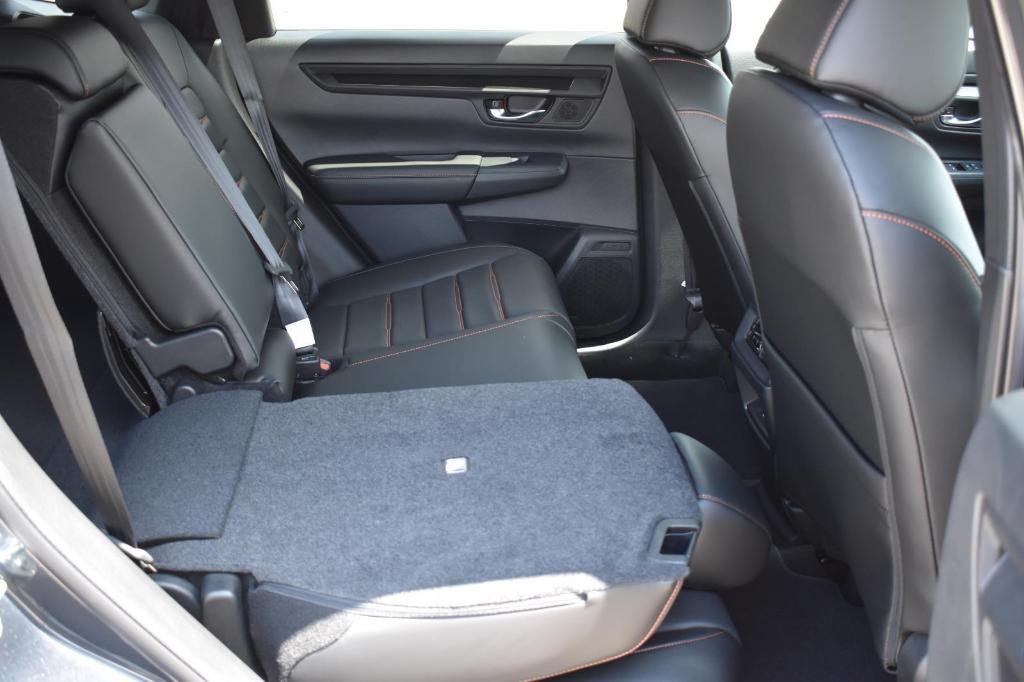 new 2025 Honda CR-V Hybrid car