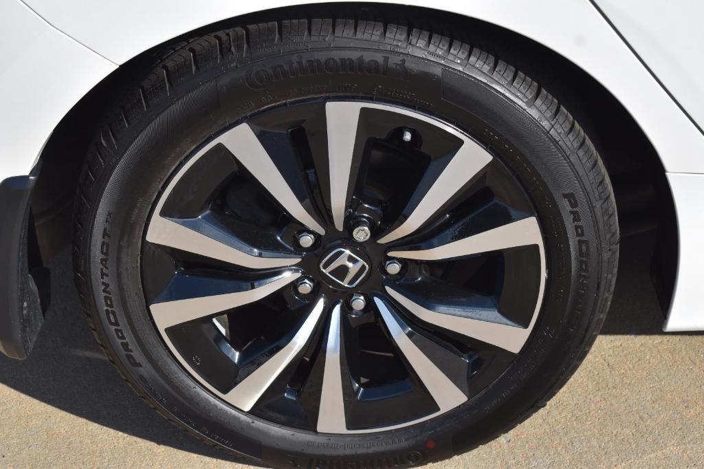 used 2024 Honda Civic car, priced at $24,995