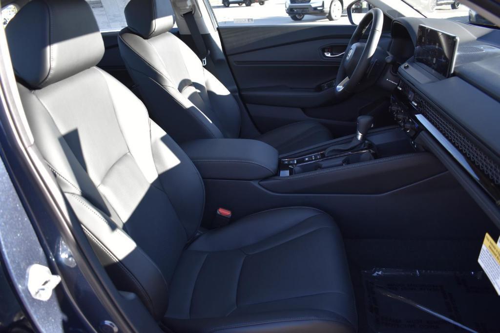 new 2025 Honda Accord Hybrid car