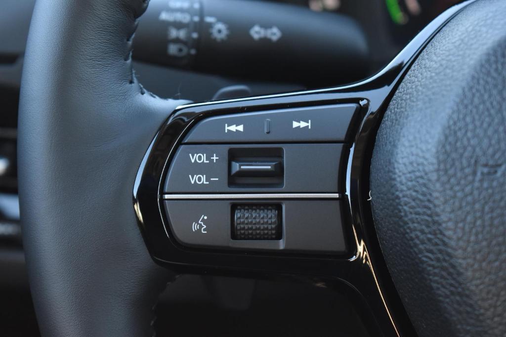 new 2025 Honda Accord Hybrid car