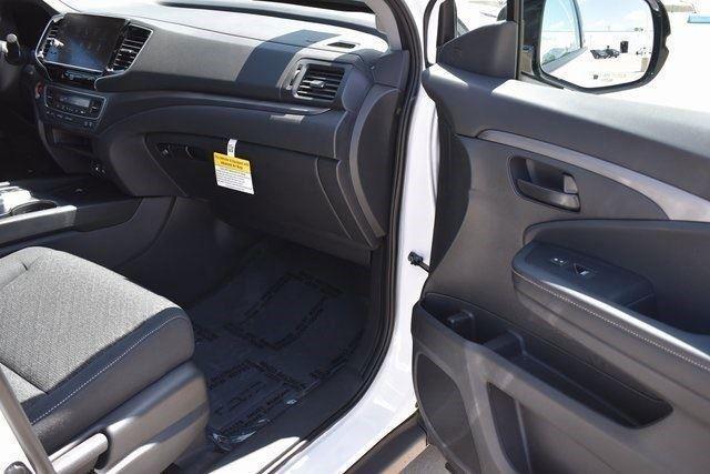 new 2025 Honda Ridgeline car