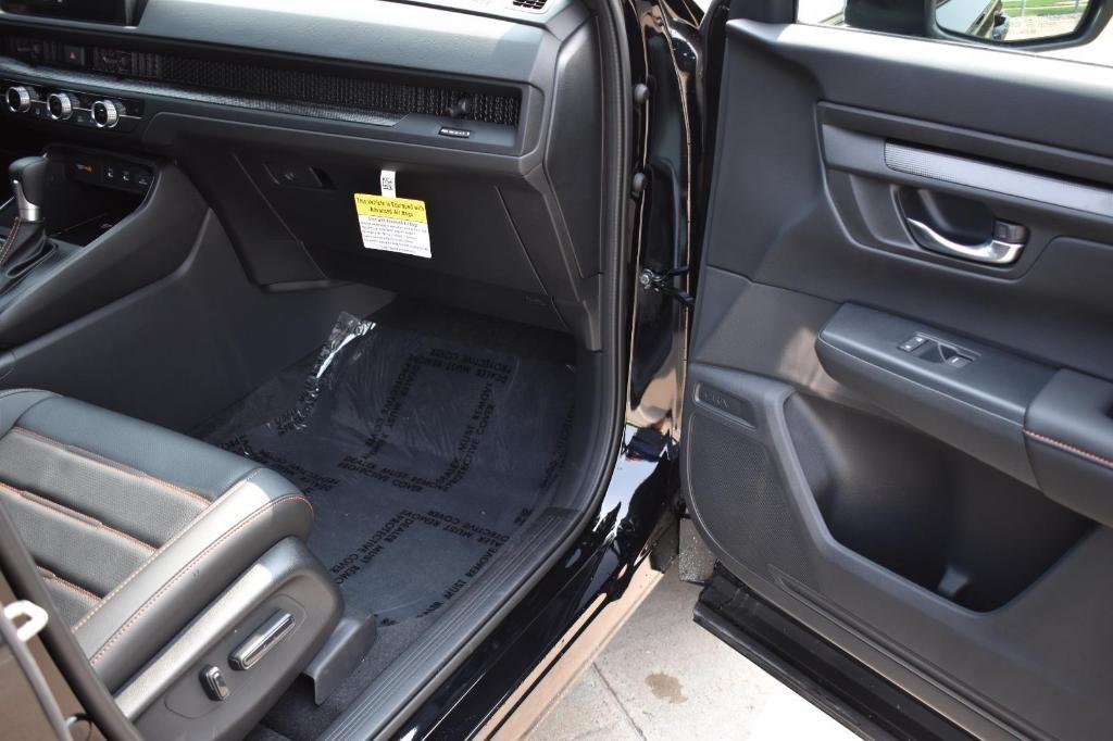 new 2026 Honda CR-V Hybrid car