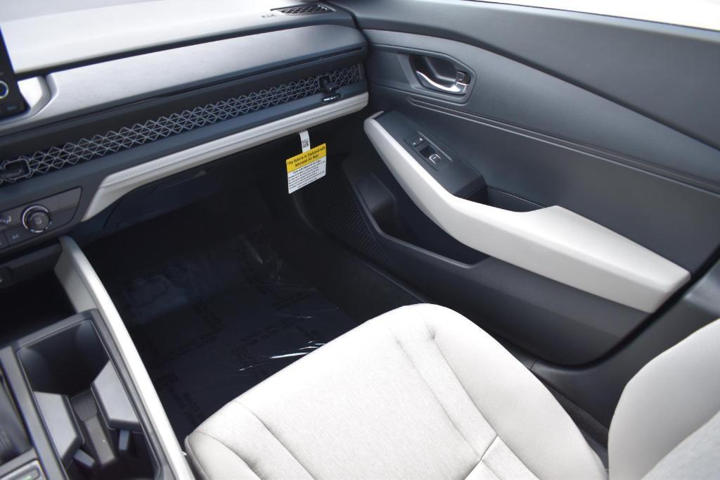 new 2025 Honda Accord car