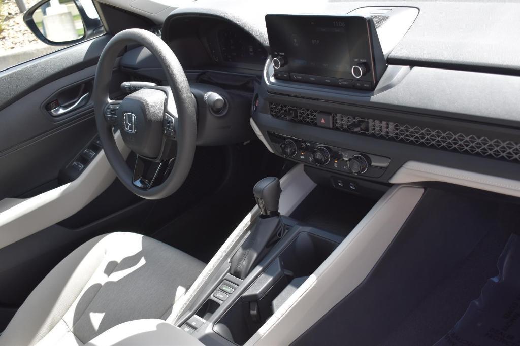 new 2025 Honda Accord car