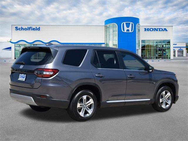 new 2025 Honda Pilot car, priced at $46,995