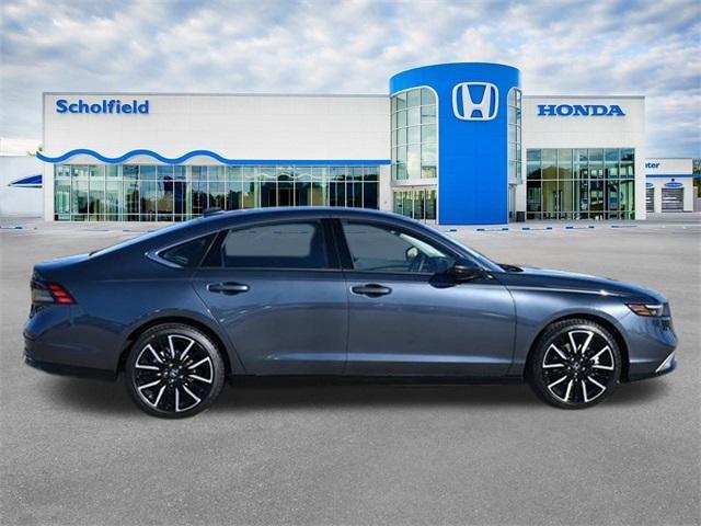 new 2025 Honda Accord Hybrid car, priced at $40,395