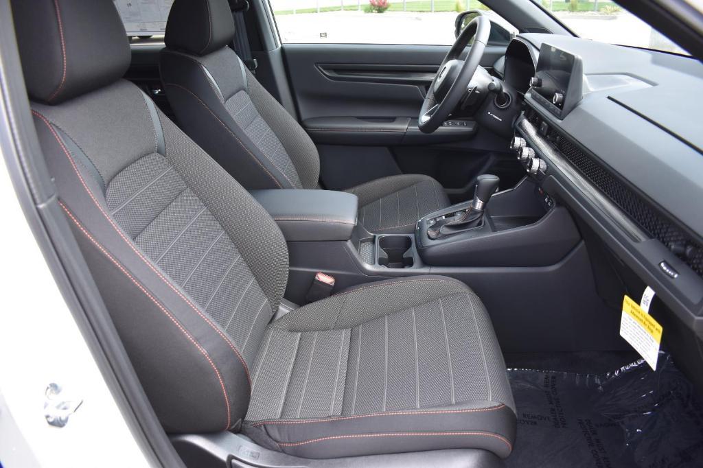 new 2025 Honda CR-V Hybrid car