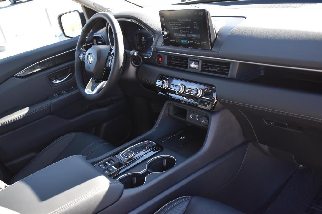 new 2025 Honda Pilot car