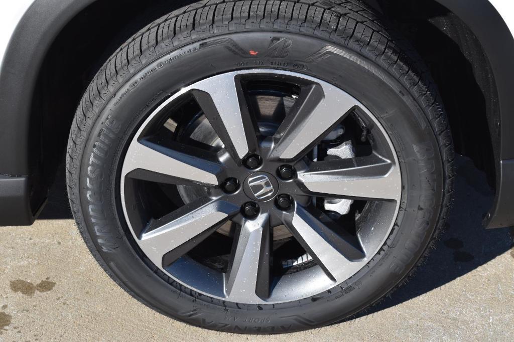 new 2025 Honda Pilot car