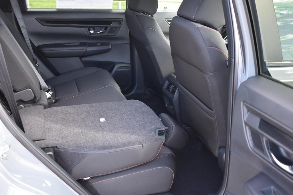 new 2026 Honda CR-V Hybrid car