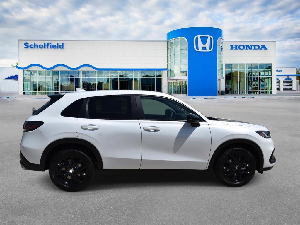 new 2025 Honda HR-V car