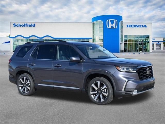 new 2025 Honda Pilot car, priced at $50,995