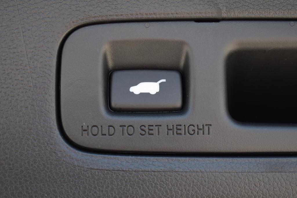 new 2026 Honda CR-V Hybrid car
