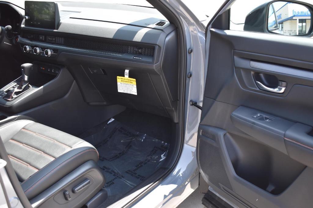 new 2026 Honda CR-V Hybrid car