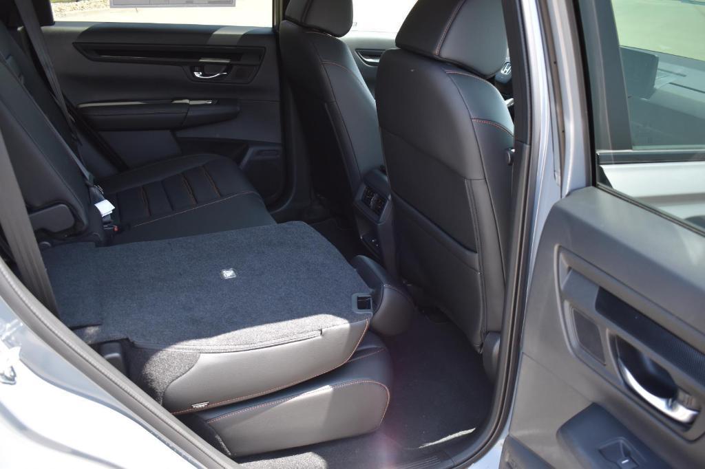 new 2026 Honda CR-V Hybrid car