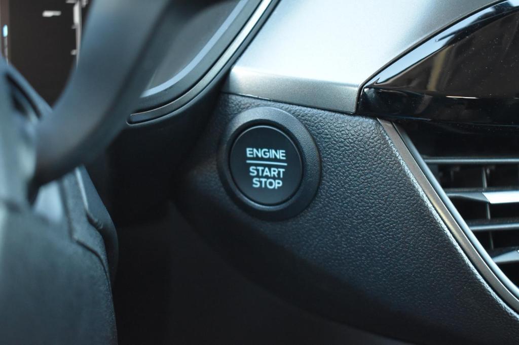 used 2025 Ford Escape car, priced at $23,992