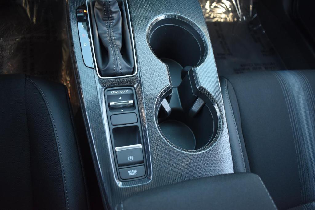 new 2025 Honda Civic Hybrid car