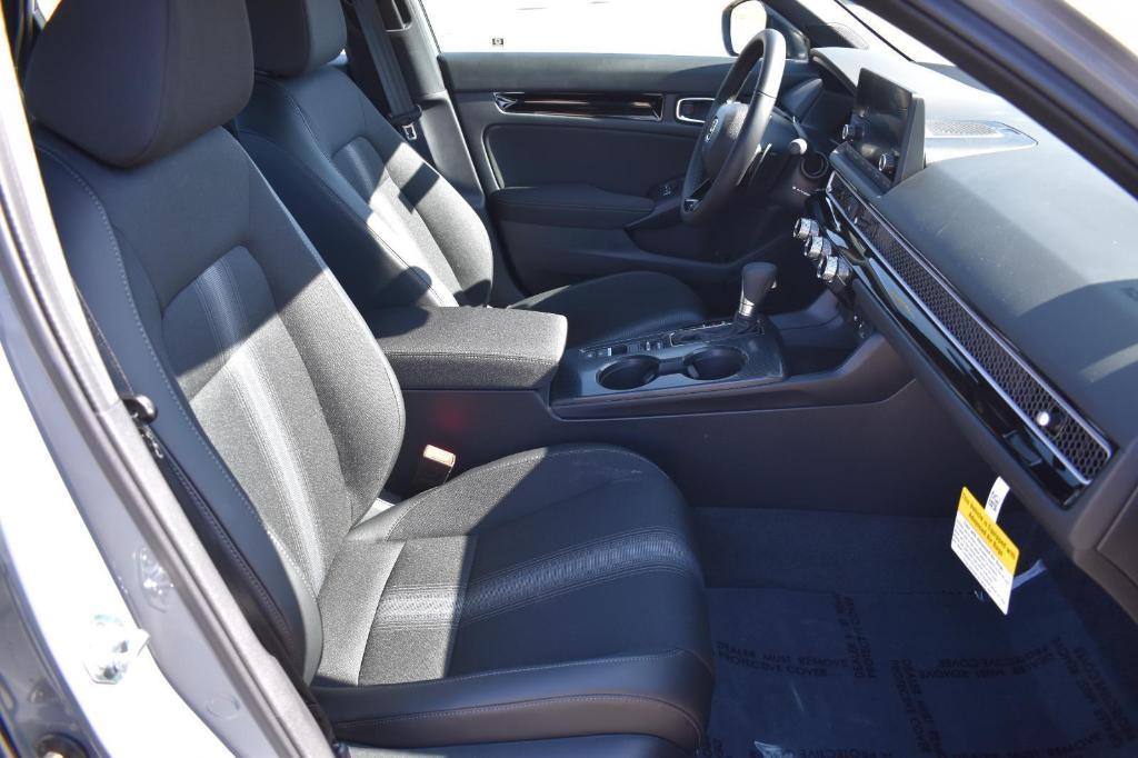 new 2025 Honda Civic Hybrid car