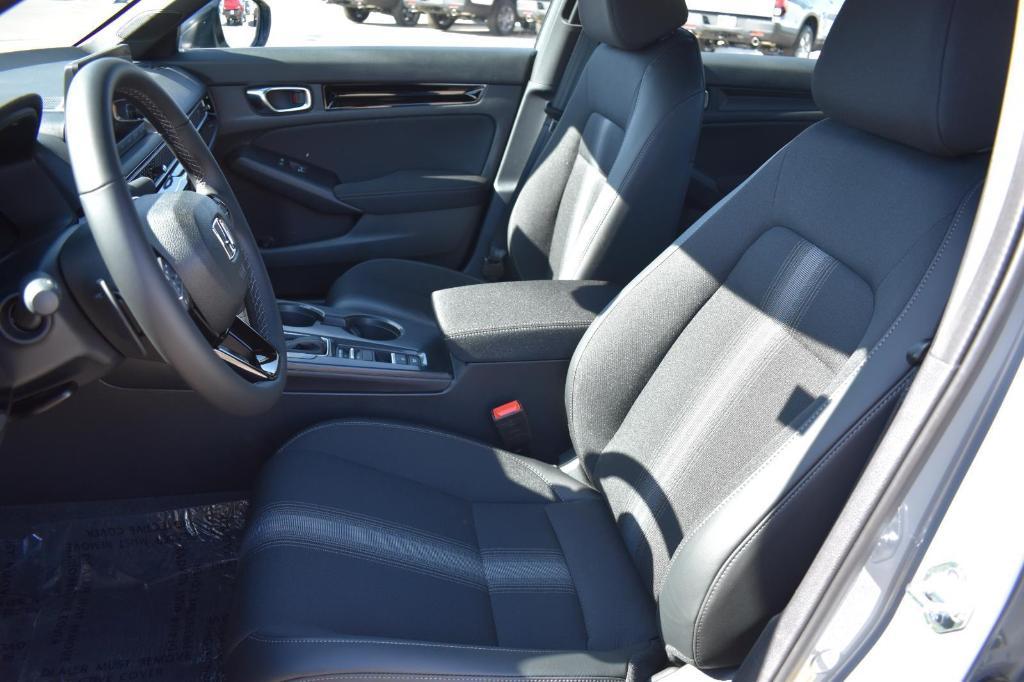 new 2025 Honda Civic Hybrid car