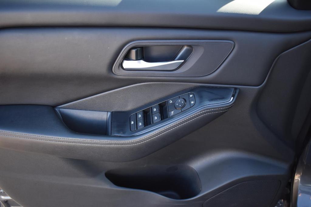 used 2024 Nissan Rogue car, priced at $23,491