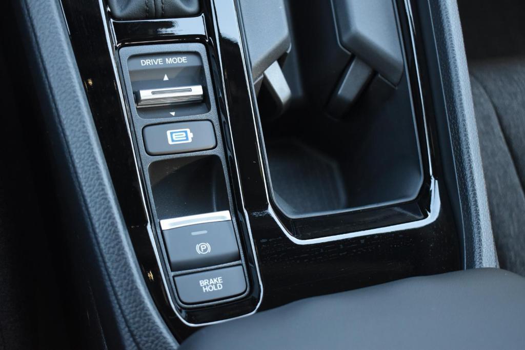 new 2025 Honda Accord Hybrid car