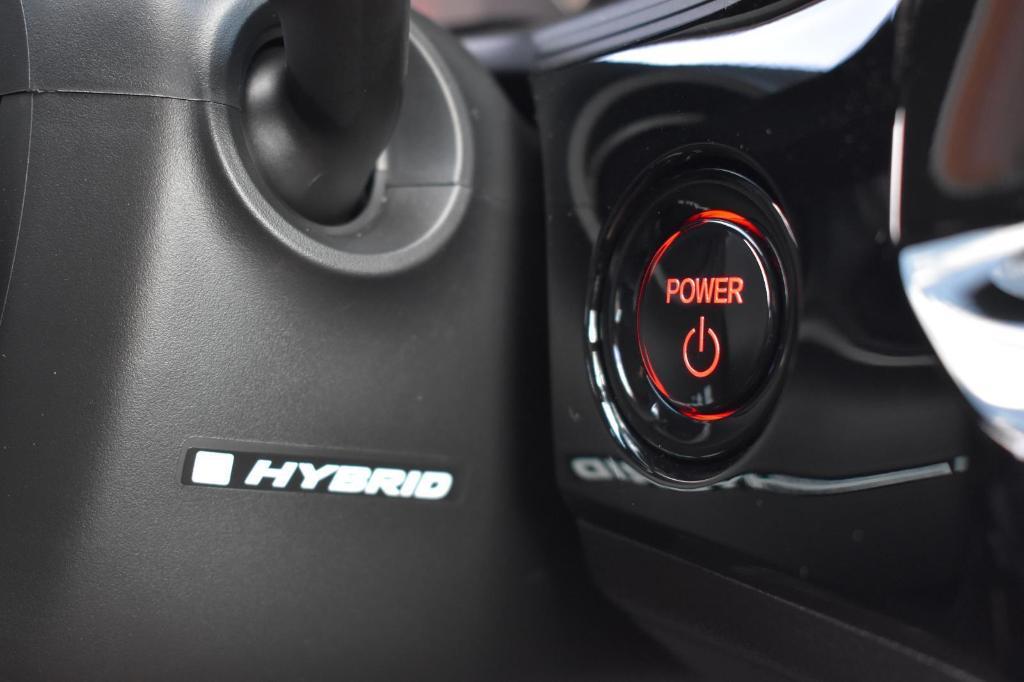 new 2025 Honda Civic Hybrid car